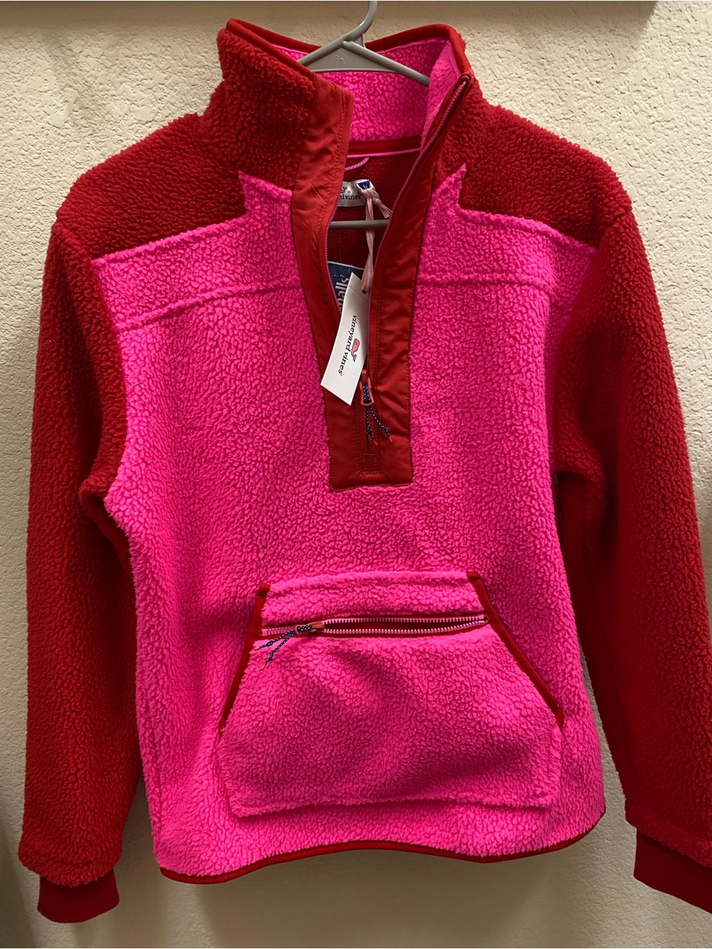 Vineyard vines fleece sweater